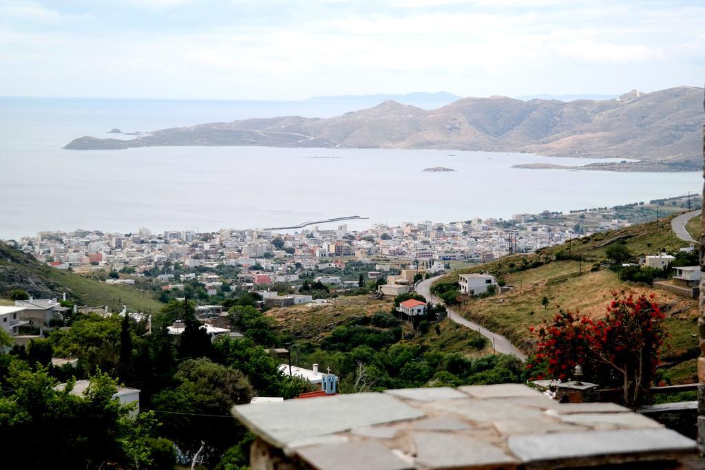 Makronas Apartments Karystos  Buitenkant foto