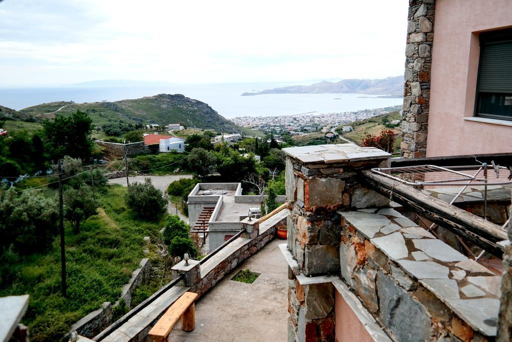 Makronas Apartments Karystos  Buitenkant foto